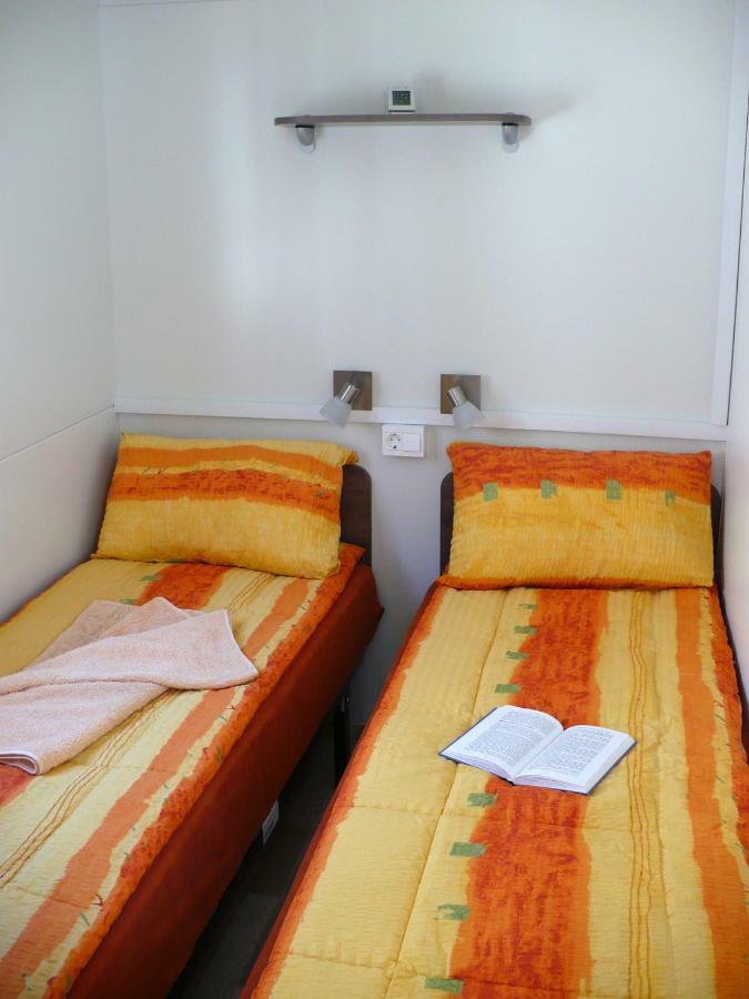 Victoria Mobilehome In Centro Vacanze San Francesco Camping